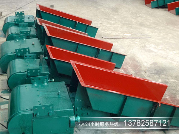 電磁振動給料機批發(fā) 電磁振動給料機批發(fā)