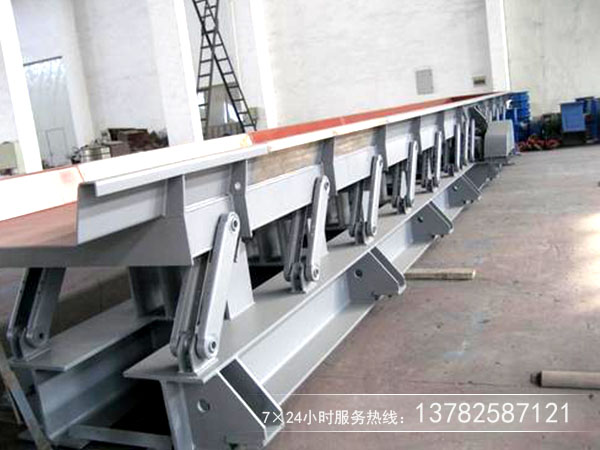 慣性振動輸送機 慣性振動輸送機