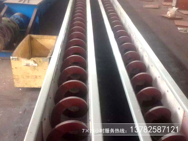 污泥輸送采用無軸螺旋輸送機才是對的 污泥輸送采用無軸螺旋輸送機才是對的