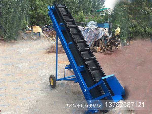 移動輸送機 移動輸送機