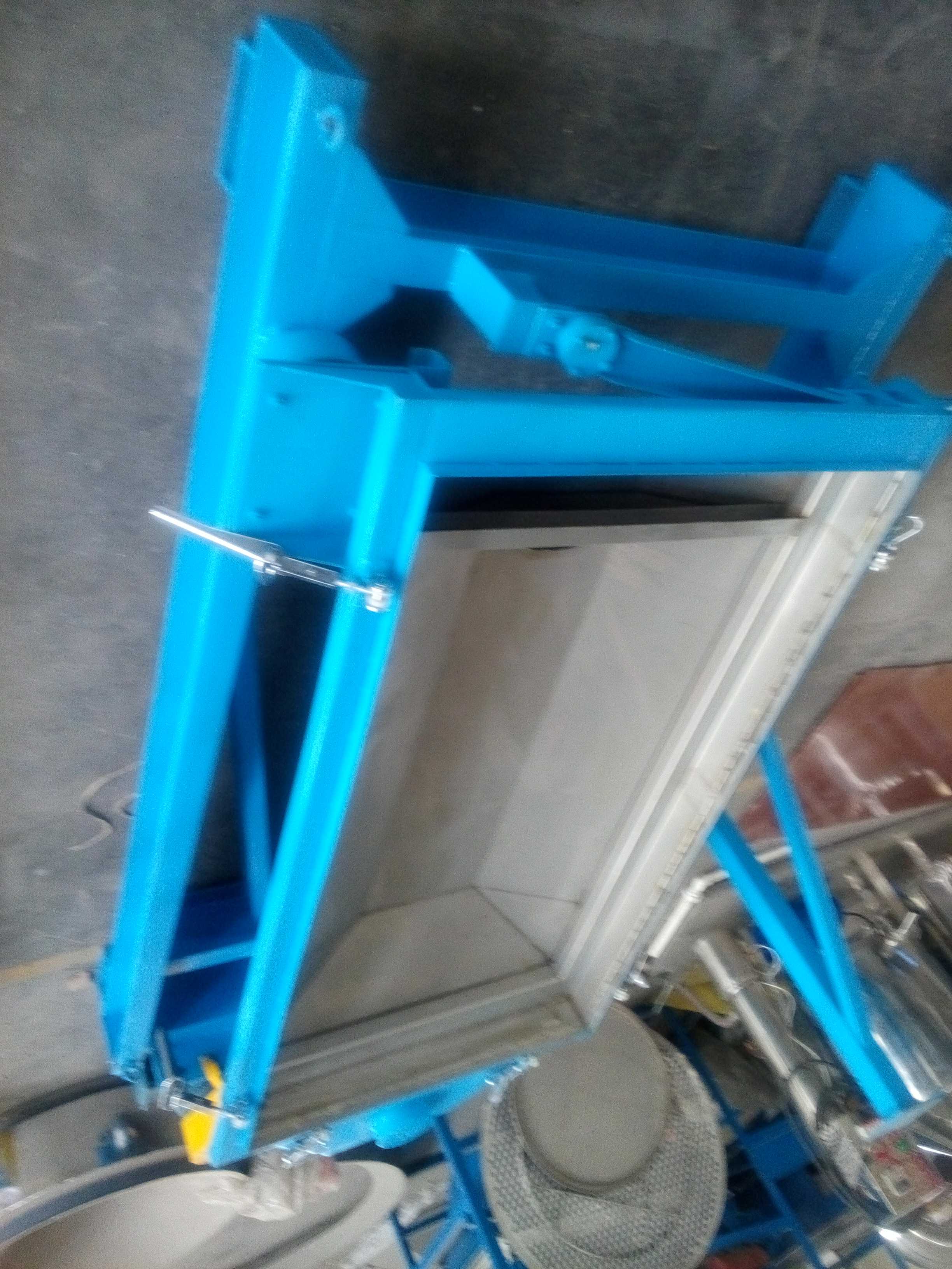 石英砂震動(dòng)篩系統(tǒng)現(xiàn)場(chǎng)安裝調(diào)試中的參數(shù)優(yōu)化(沙石振動(dòng)篩) 石英砂震動(dòng)篩系統(tǒng)現(xiàn)場(chǎng)安裝調(diào)試中的參數(shù)優(yōu)化(沙石振動(dòng)篩)