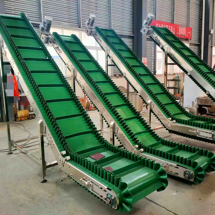 DJ大傾角裙邊皮帶輸送機運行原理及主要性能參數(shù) DJ大傾角裙邊皮帶輸送機運行原理及主要性能參數(shù)