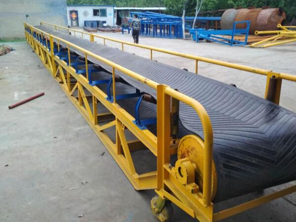 大傾角皮帶輸送機(jī)的焊接間隙問題有哪些？